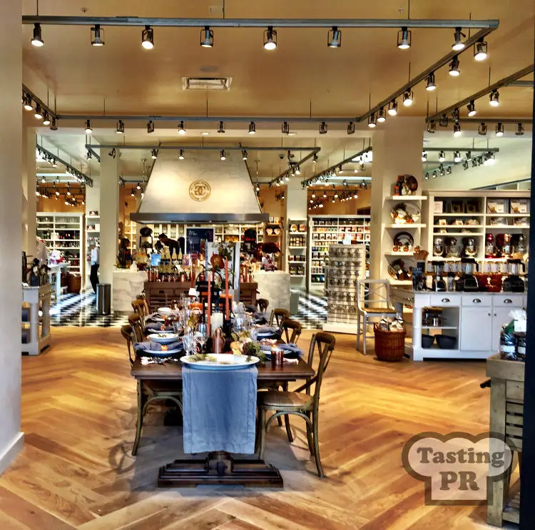 Williams-Sonoma Mall of San Juan Puerto Rico