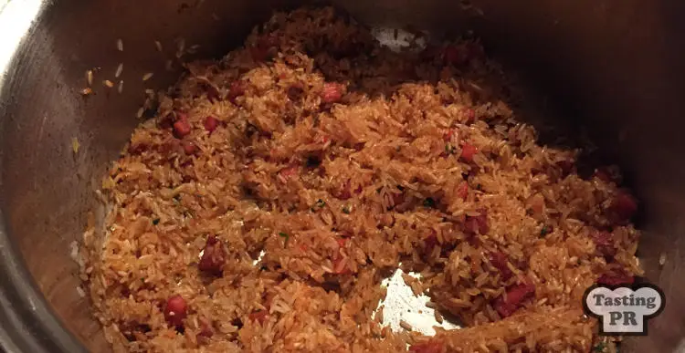 Puerto Rican Arrox con Gandules Recipe