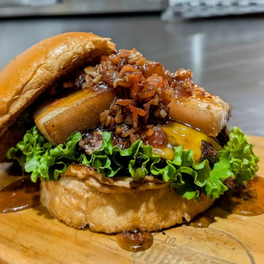 Ultimate Guide to Restaurants at Distrito T-Mobile, San Juan - La Burguesía